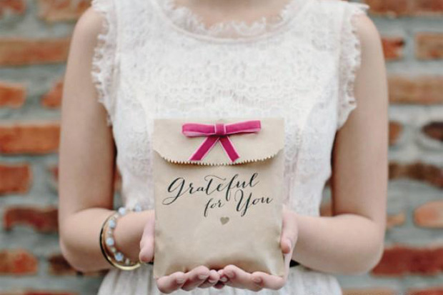13 Budget-Friendly Wedding Favour Ideas for $1/&pound;1/&euro;1 | onefabday-com.go-vip.net