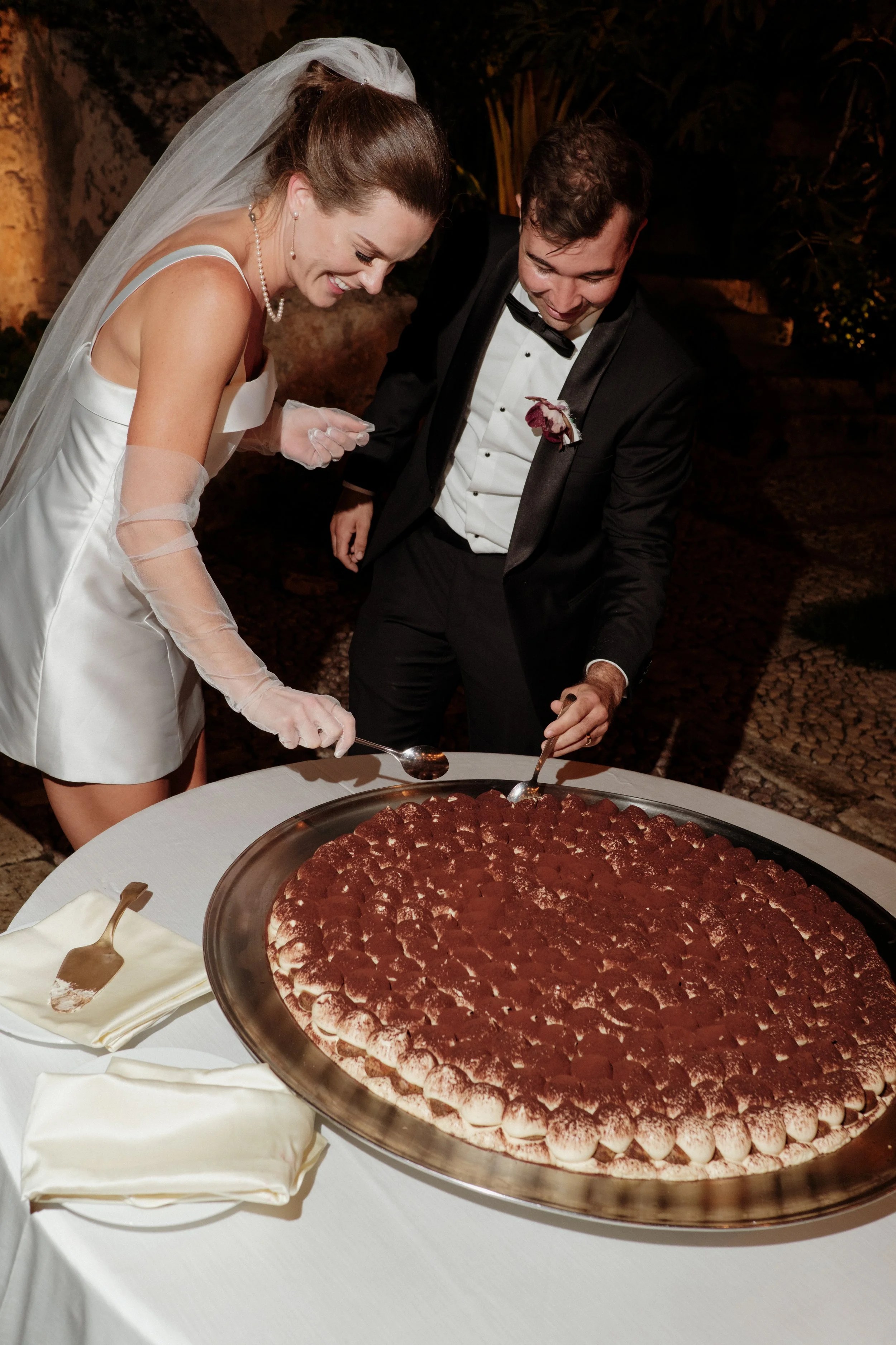Tiramisu Wedding Cakes